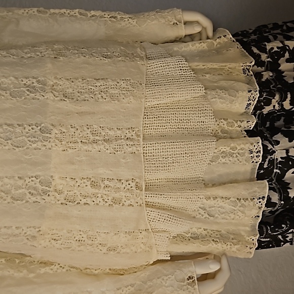 INDIGO SOUL Cream Lace Layered Ruffle Long Sleeve Boho Tunic - Picture 5 of 10